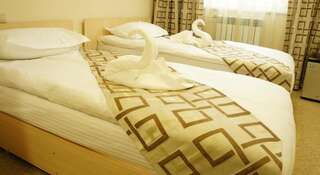 Гостиница Иркут Иркутск Улучшенный двухместный номер с 2 отдельными кроватями-4